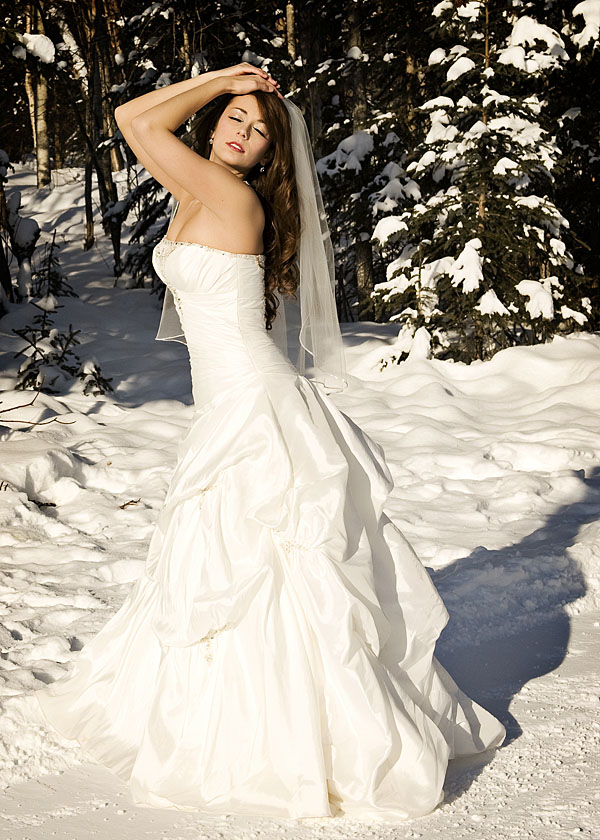Alaska wedding dresses